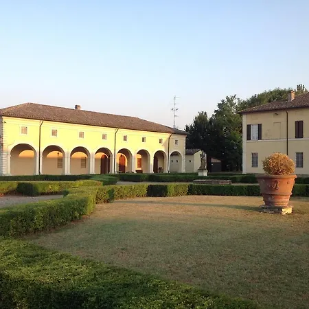 Palazzo Calvi Bed & Breakfast Soragna